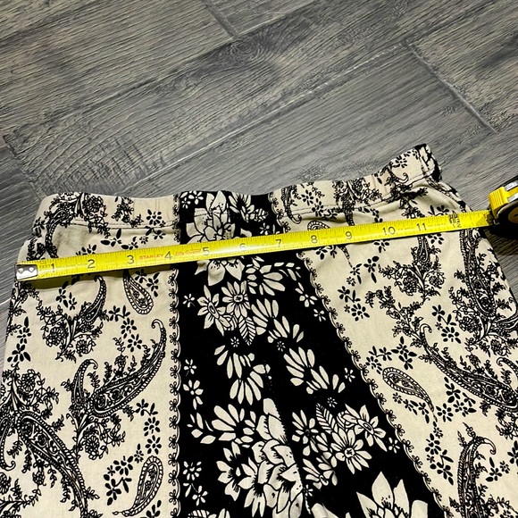 Novella Royale Bell Bottoms - Picture 9 of 15